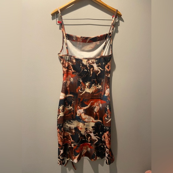 Women's Multi  Renaissance Print  Bodycon Dress - Picture 3 of 3